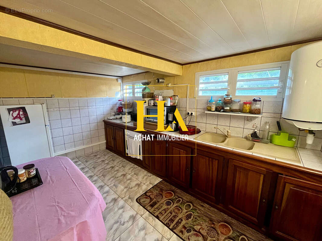 Ensemble  immobilier  de 3 logements - TAN ROUGE - photo 8