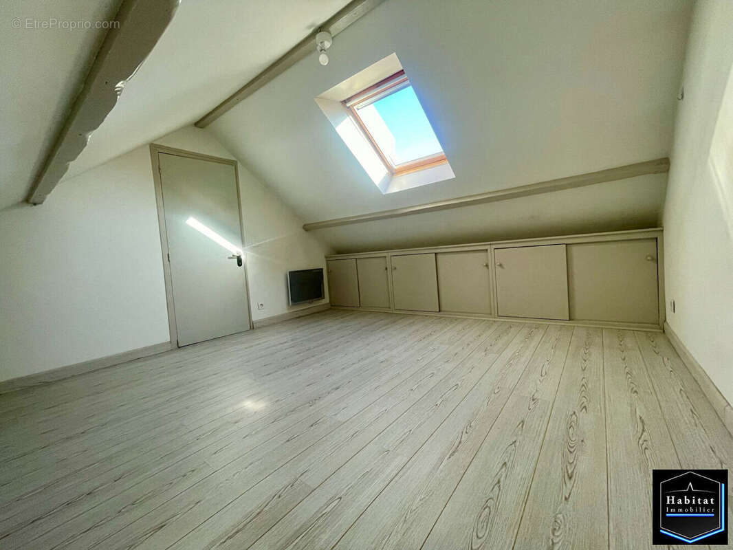 Maison à NANTEUIL-LE-HAUDOUIN