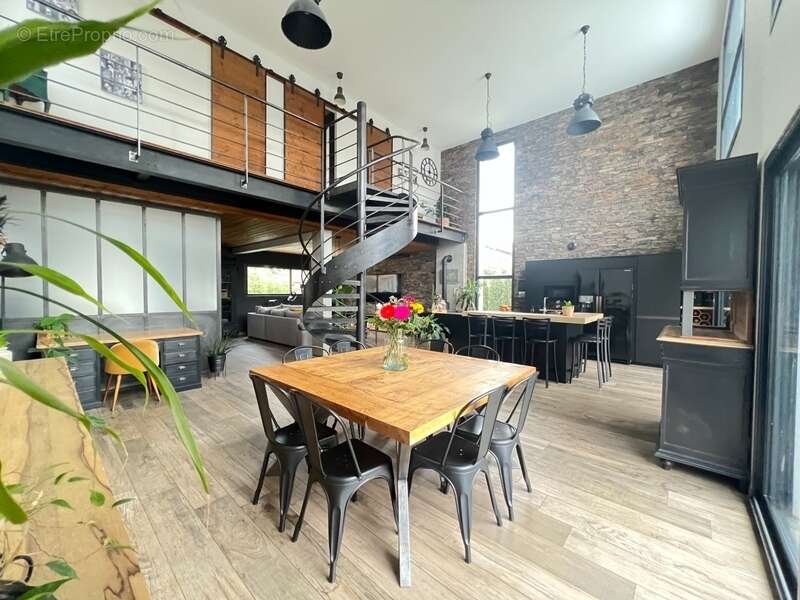 Maison à SAINT-MAURICE-DE-LIGNON