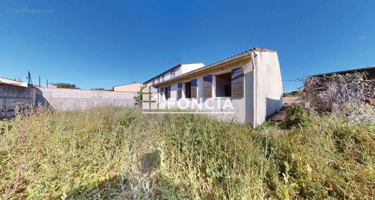 Maison à LE SOLER