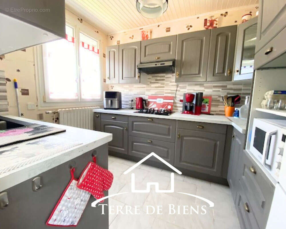 Maison à VIC-SUR-AISNE