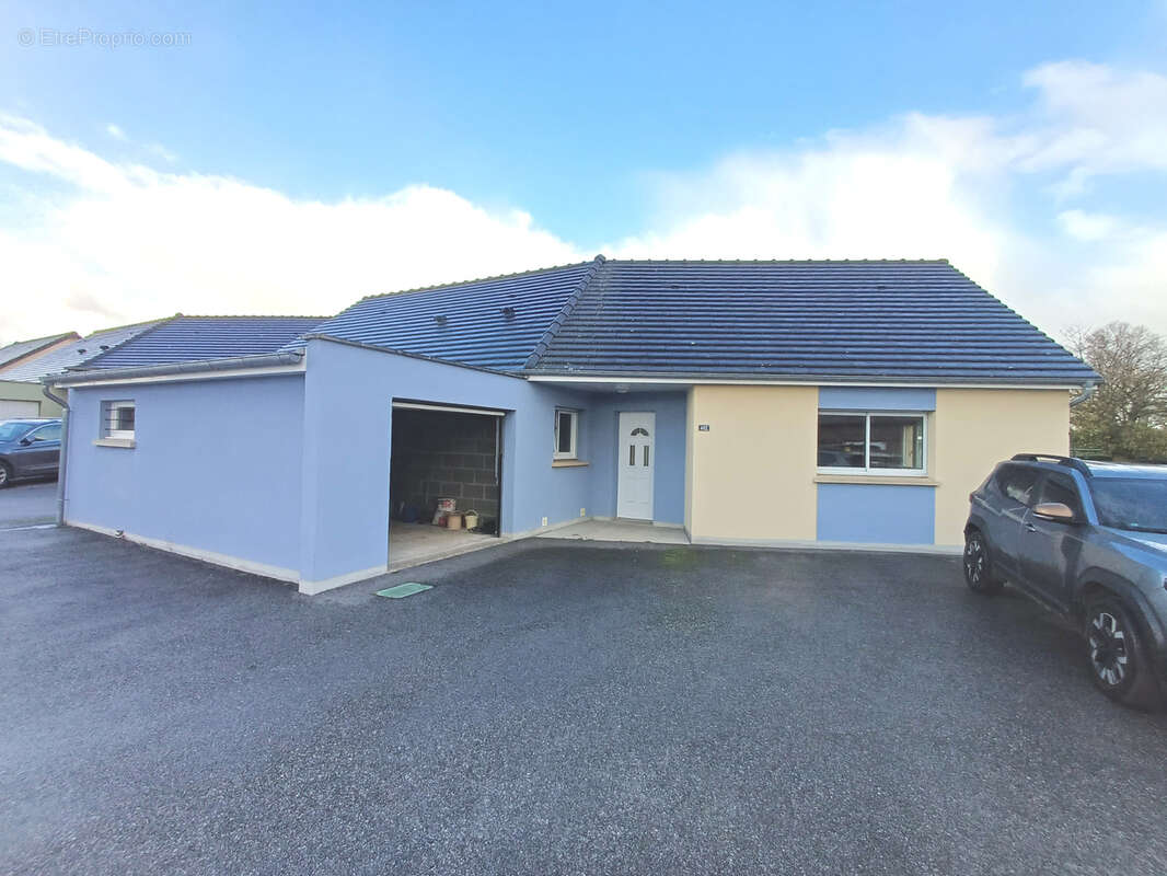 Maison à SAINT-VAAST-D'EQUIQUEVILLE