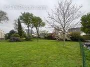 Terrain à VILDE-GUINGALAN