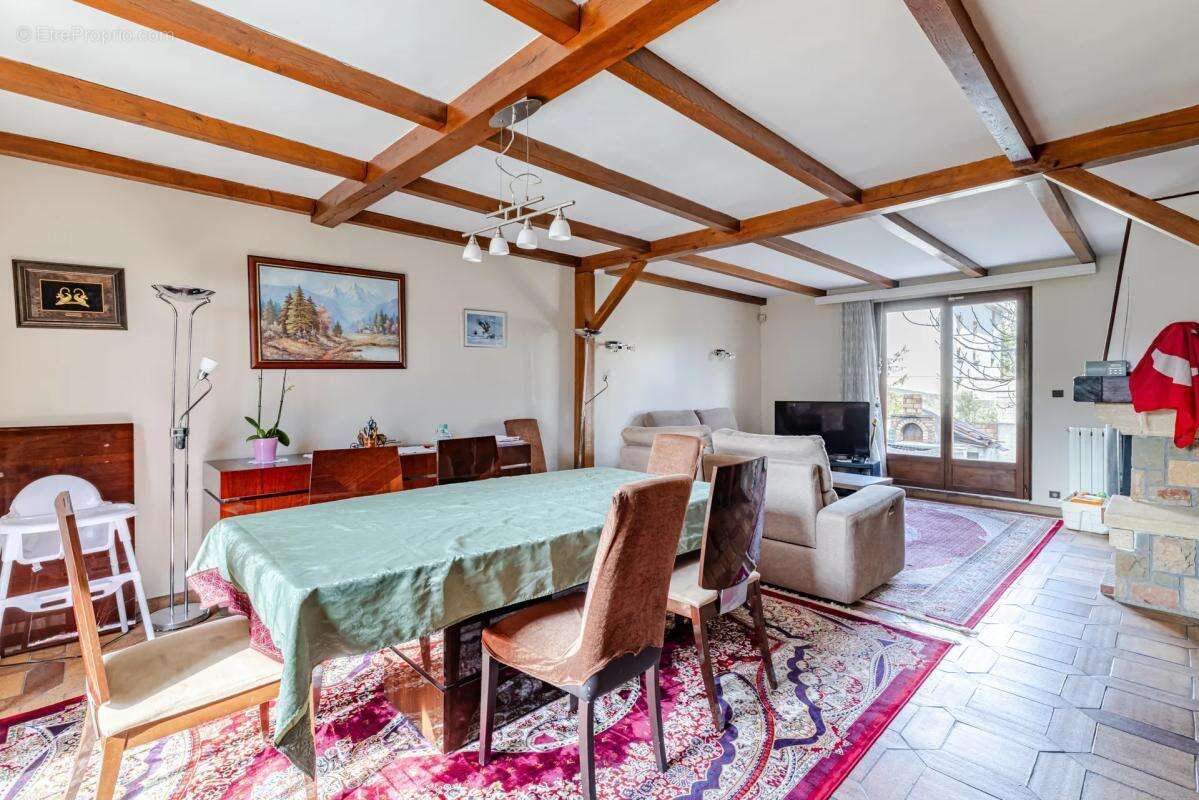 Maison à PIERREFITTE-SUR-SEINE