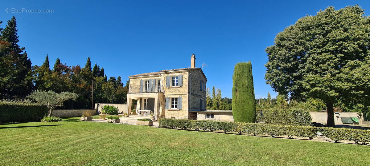 Maison à BARBENTANE
