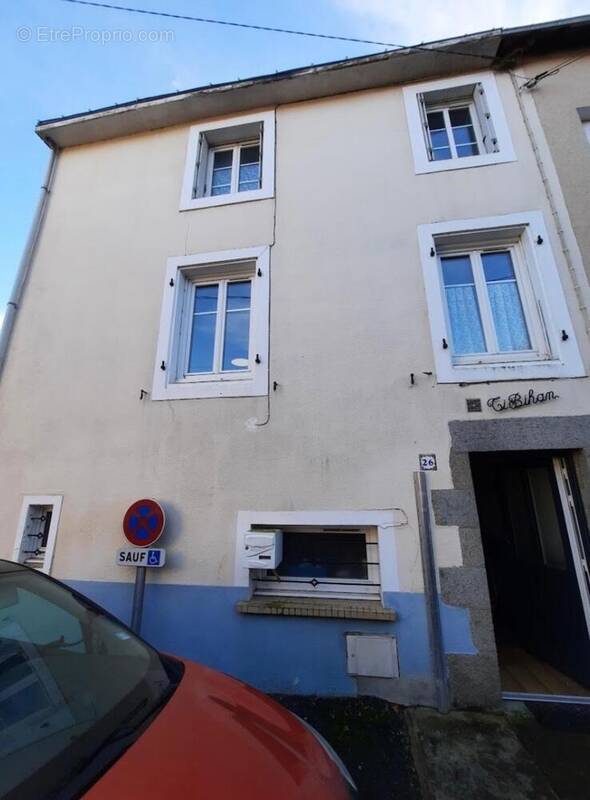 Photo 1 - Maison à LAVAL