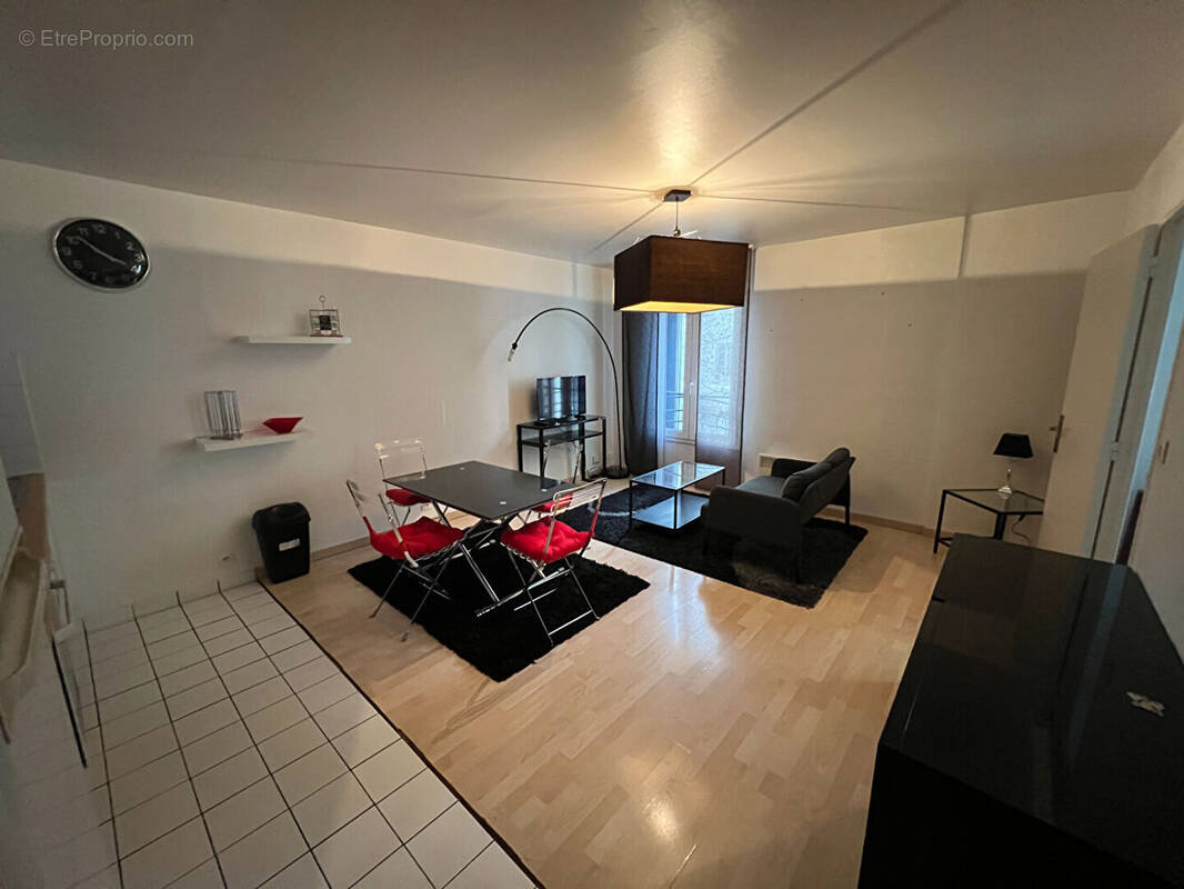 Appartement à LE RAINCY