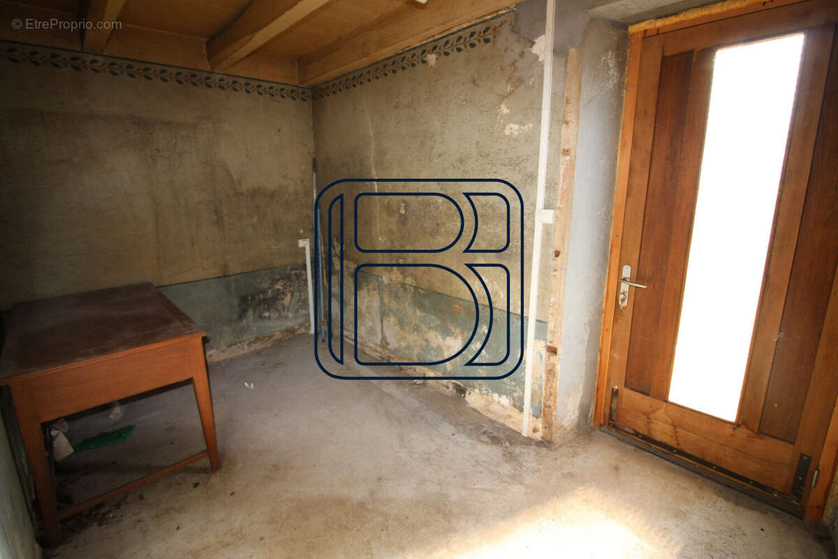 Maison à MARSAC-EN-LIVRADOIS