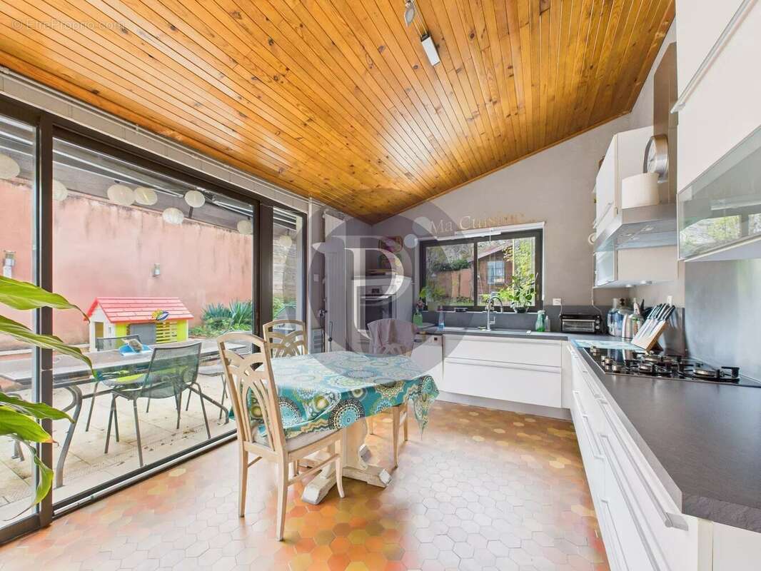 Maison à CHATENAY-MALABRY