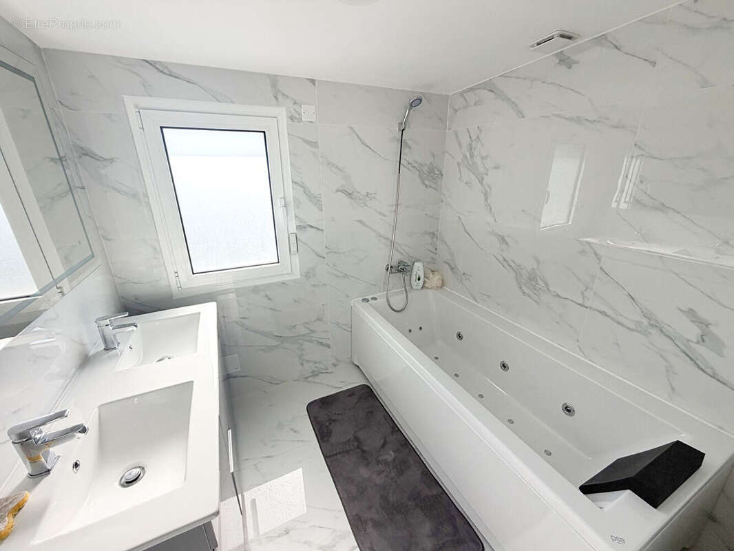 Appartement 5 pièces de 171 m2 - photo 14