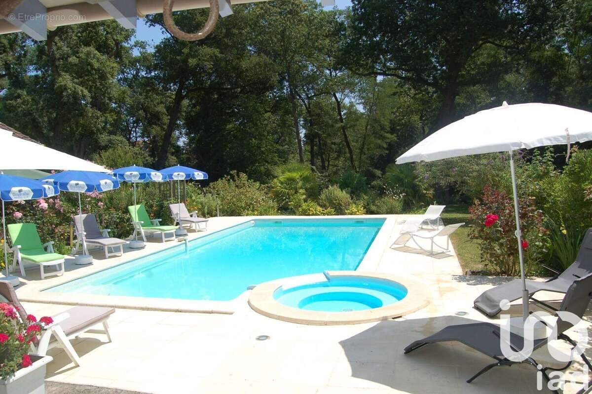 Photo 3 - Maison à LACQUY