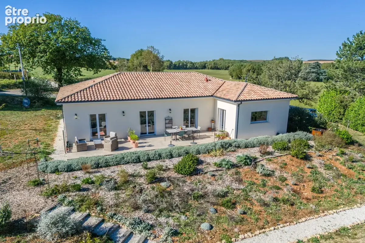 Maison de village avec jardin - photo 3
