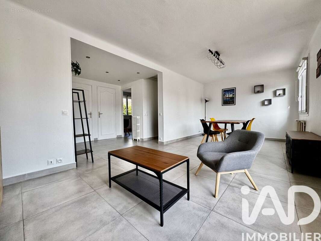 Photo 5 - Appartement à SAINT-ETIENNE