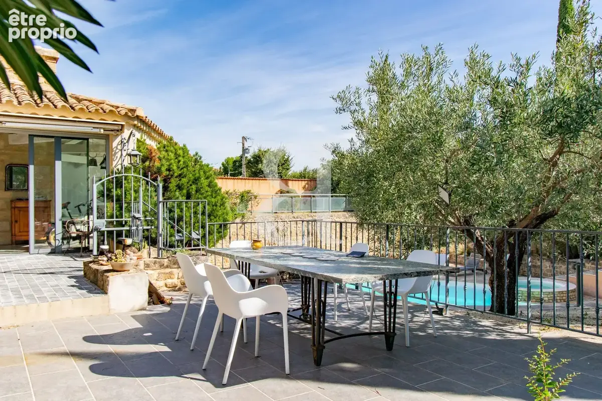 Maison 8 pièces 260 m² à vendre à Sainte-Cecile-Les-Vignes (84290) - photo 8