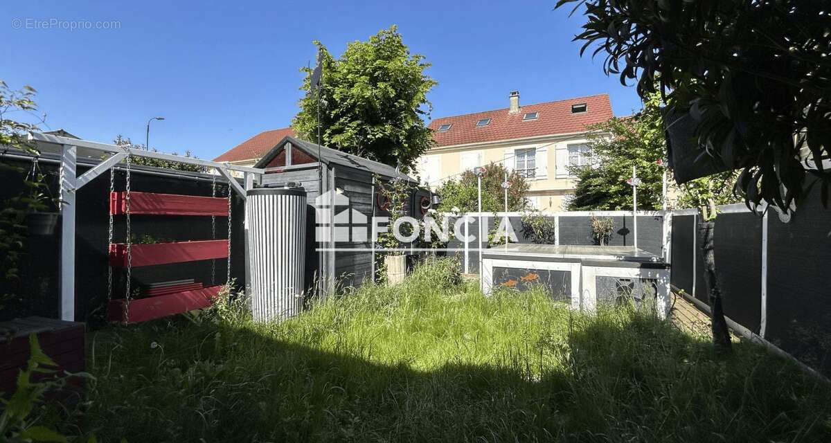 Maison à CORBEIL-ESSONNES