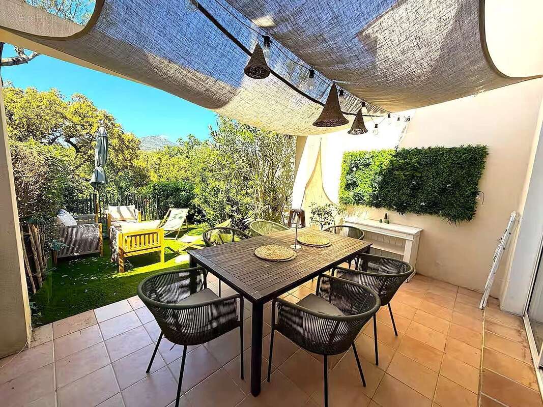 Maison à GRIMAUD