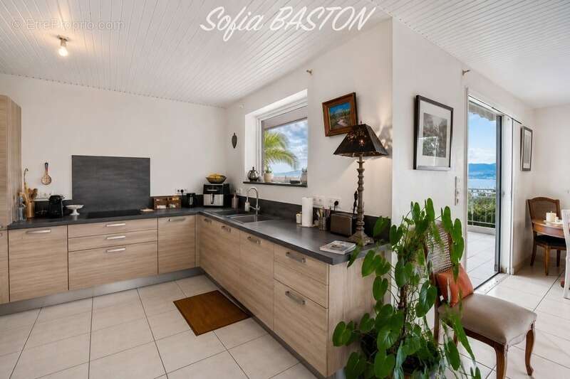 Maison à LES TROIS-ILETS