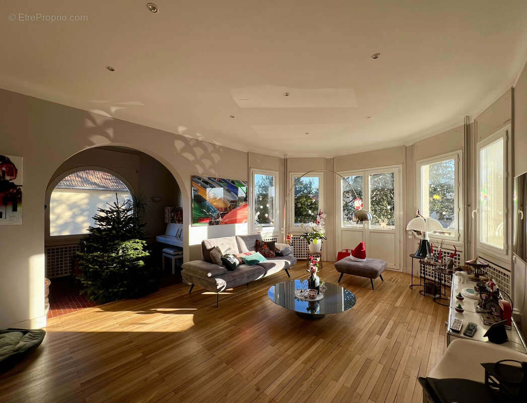 Maison à SAINT-JUST-SAINT-RAMBERT