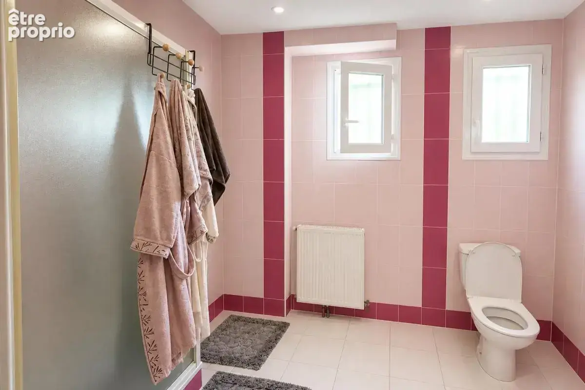 Maison de 4 pièces de 275 m² à Bourges - photo 14