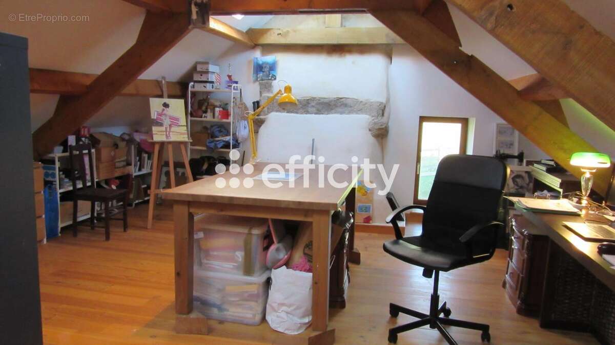 Maison à SAINT-SEVER-CALVADOS