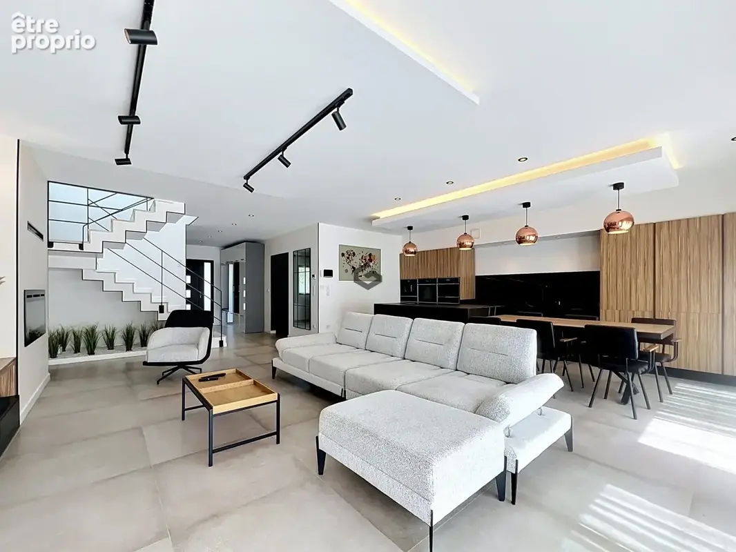 Maison 6 pièces 142 m² à vendre à Saint-Thierry (51220) - photo 4