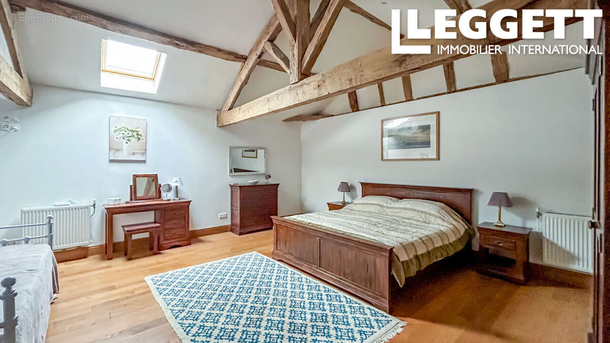 Maison à SAINT-LEON-SUR-L'ISLE