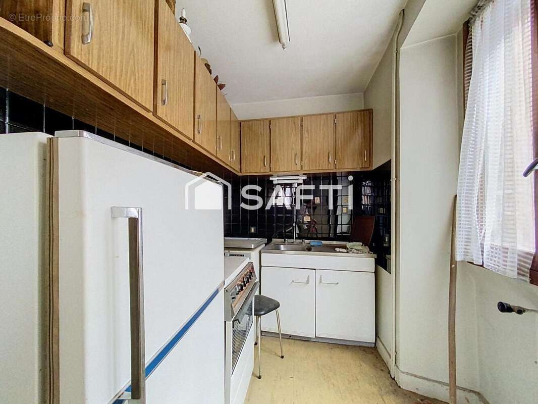 Maison 140 m² à Saint-Felicien  - photo 2