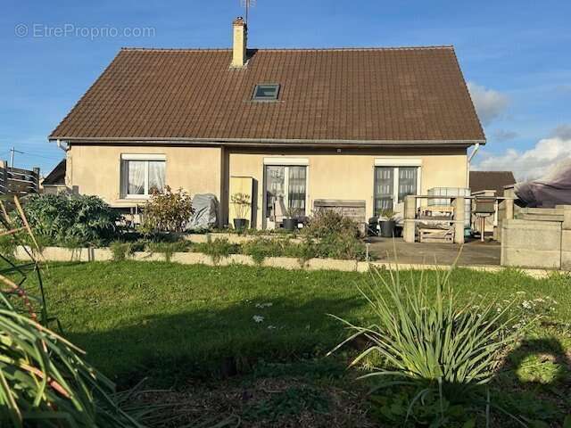 Maison à AUTHON-DU-PERCHE