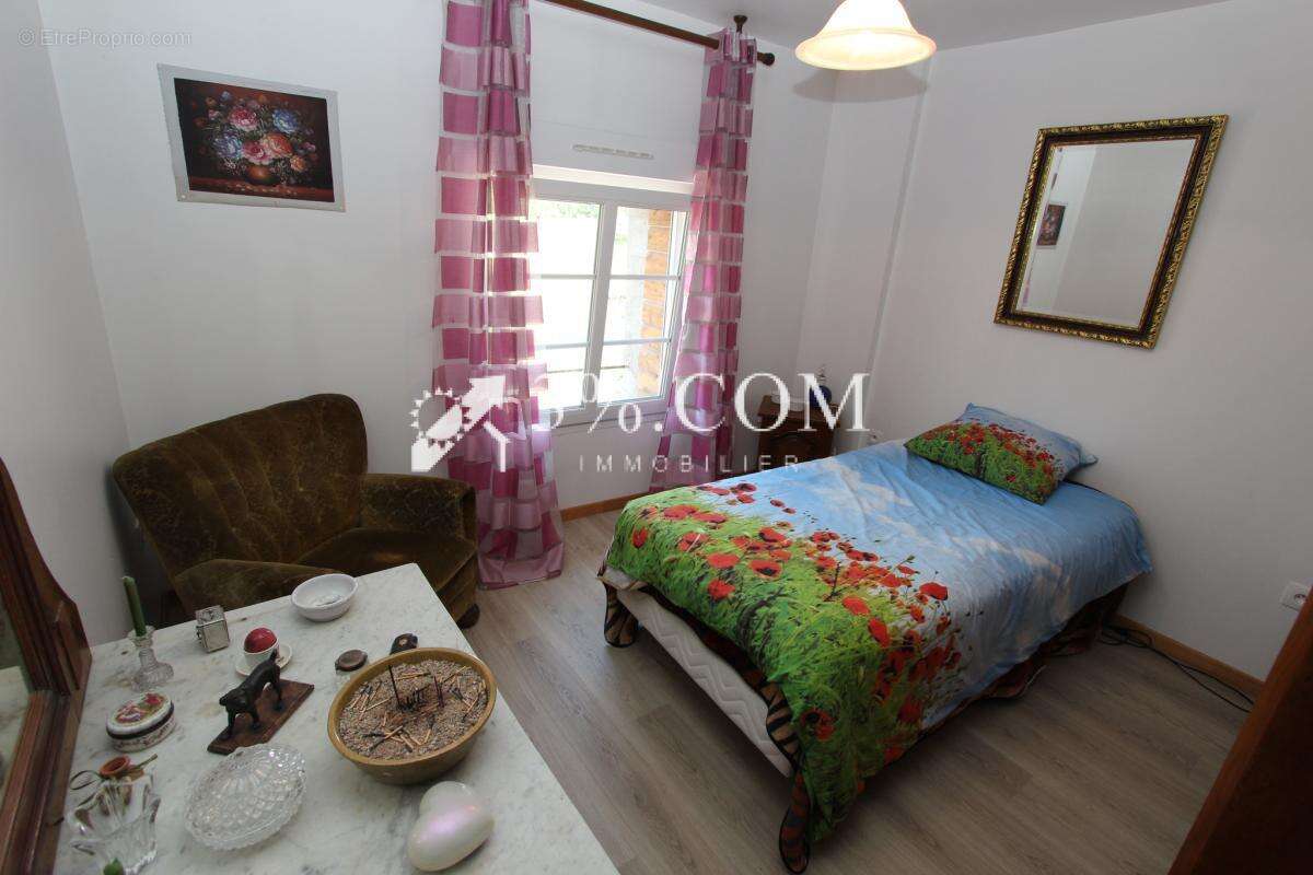 Maison 5 pièces 137 m2 - 3 chambres - Grand garage - Jardin - photo 11