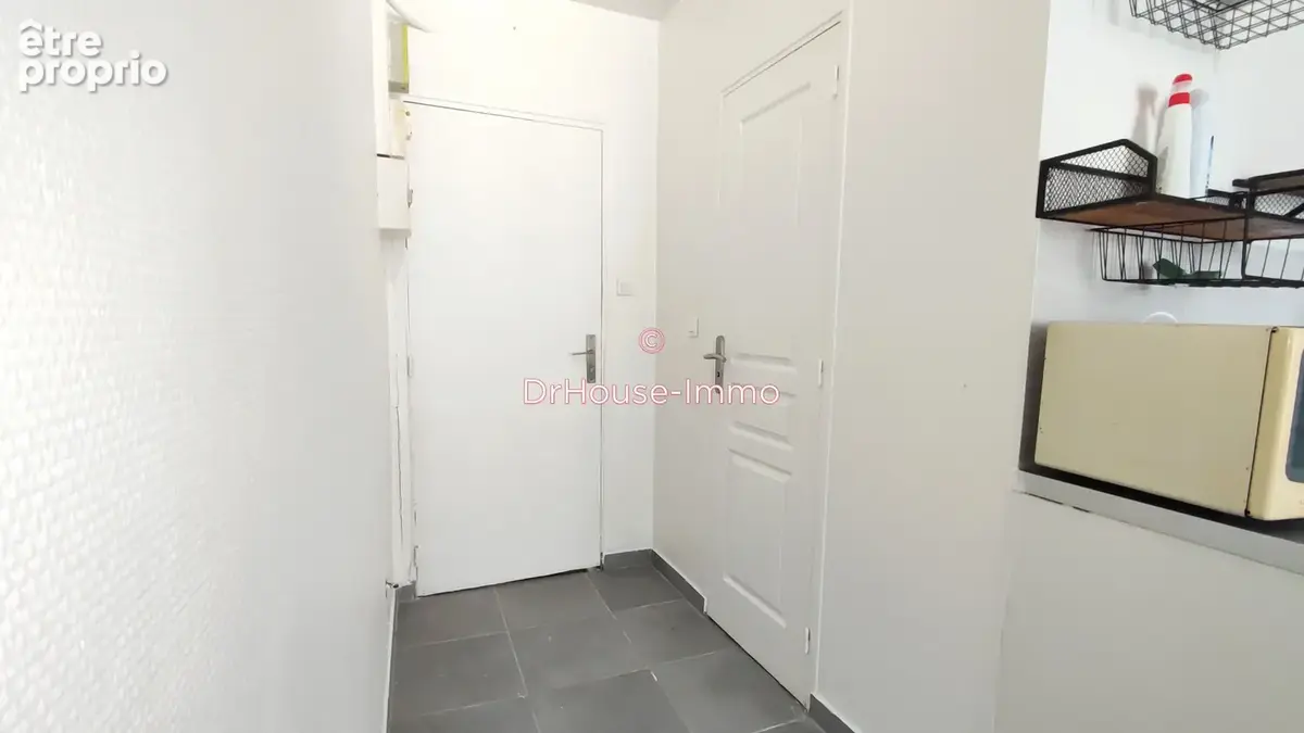 Appartement 1 pièce 13 m² à vendre à Saint-Denis (93200) - photo 7
