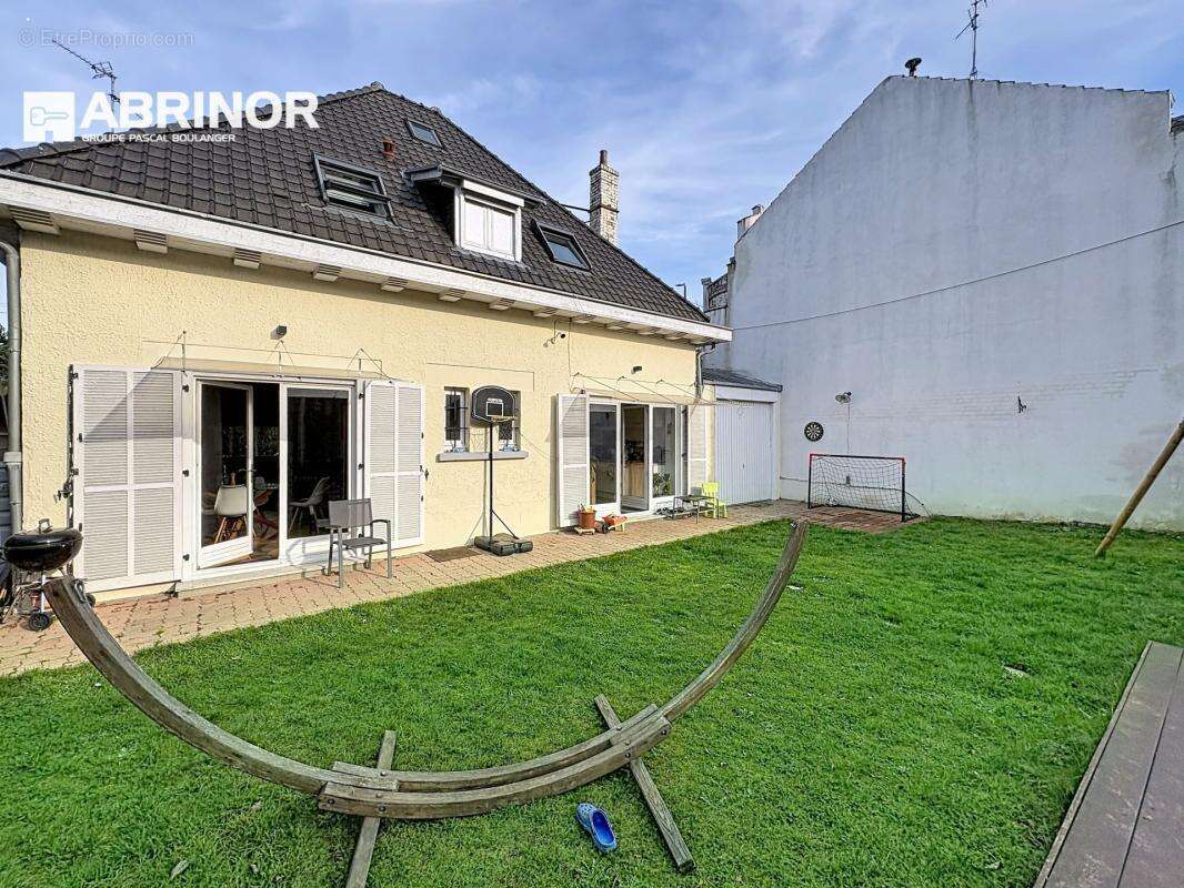 Maison à FACHES-THUMESNIL