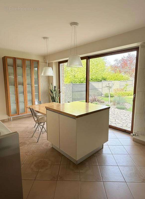 Maison à OISSEAU
