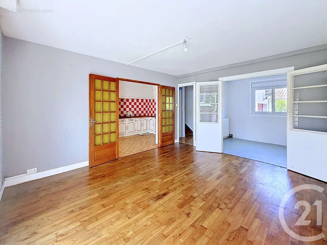 Maison 88 m² à L'isle-D'espagnac  - photo 2