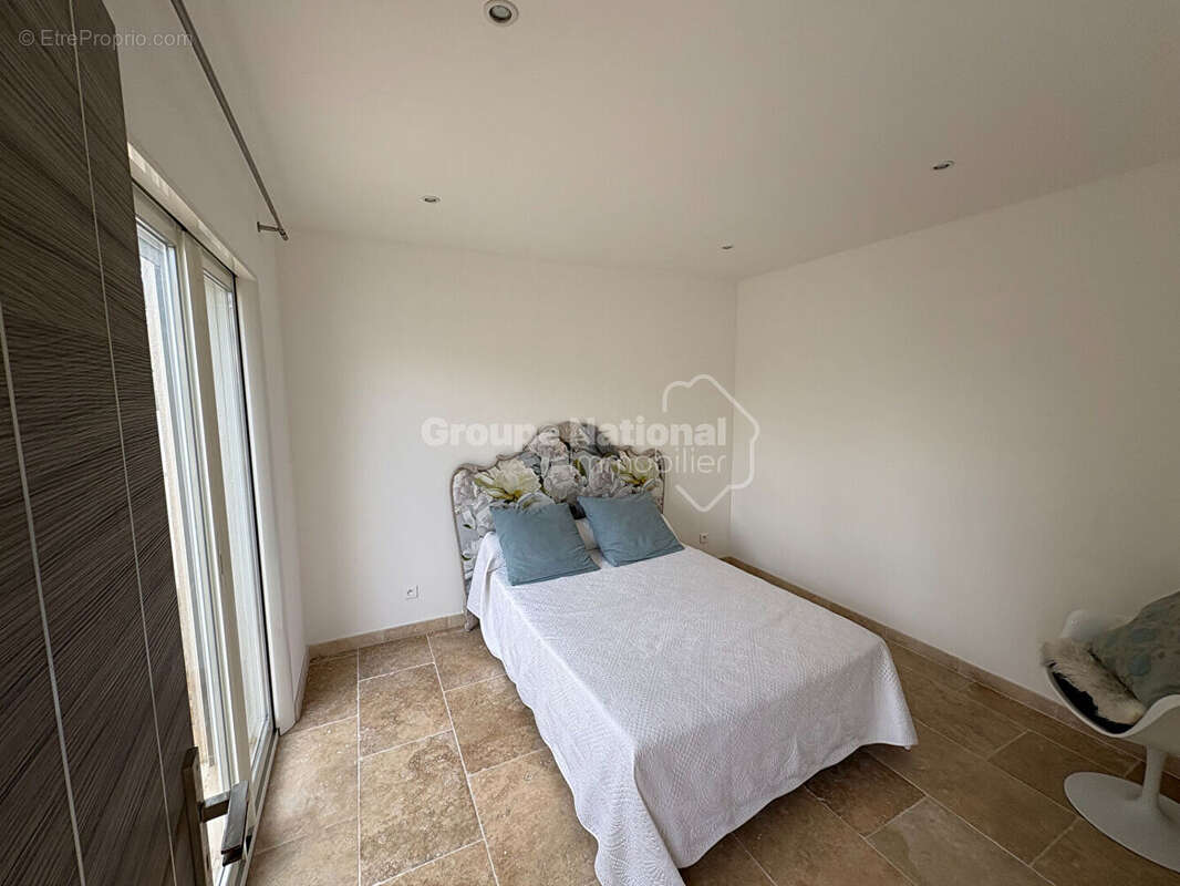 Maison à SAUSSET-LES-PINS