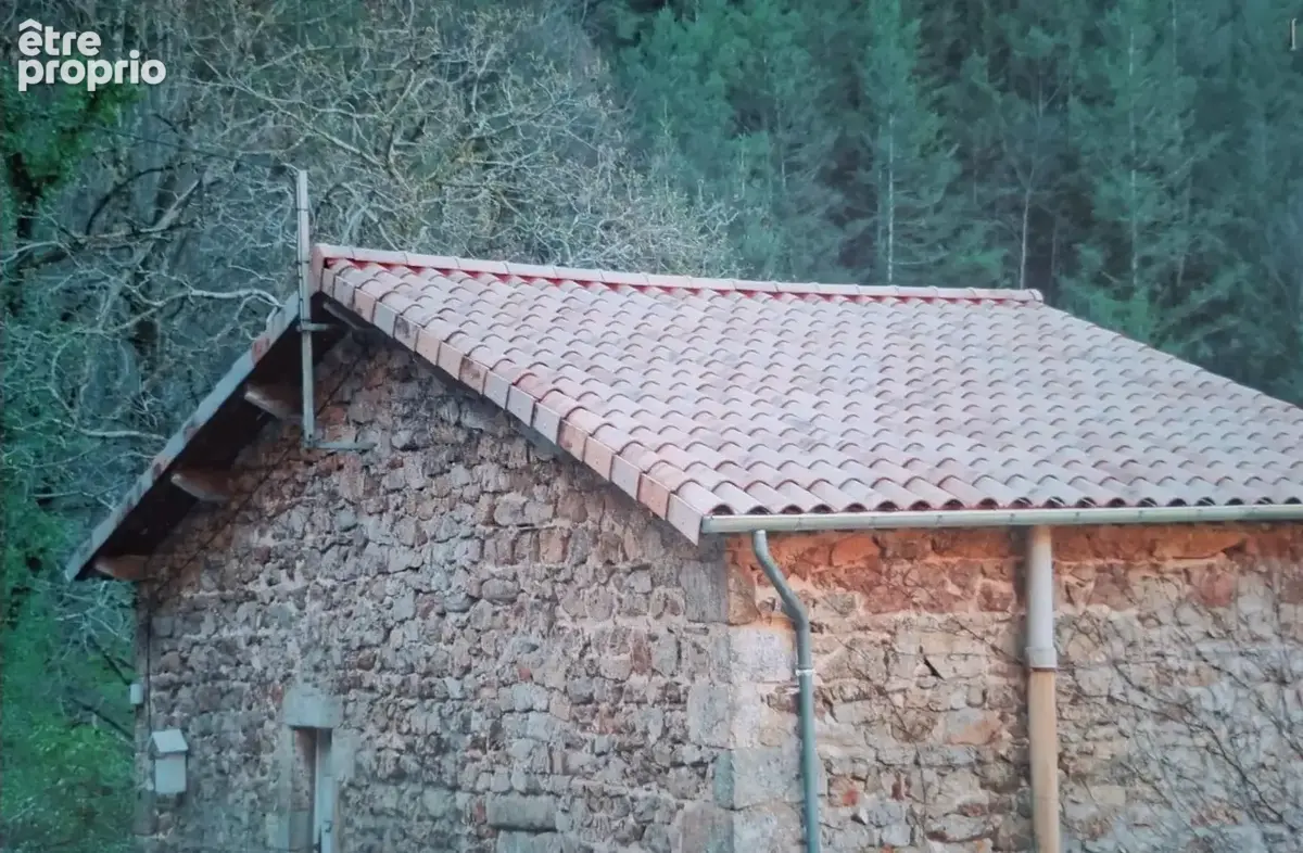 Maison et jardin en bordure de rivière - à rafraîchir - bon toit - photo 41