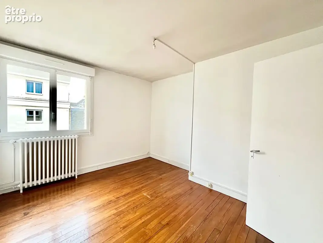 A VENDRE appartement Caen 2 pièce(s) 40.80 m2 - vendu libre - Ultra centre ville - cour intérieure - cave - photo 10