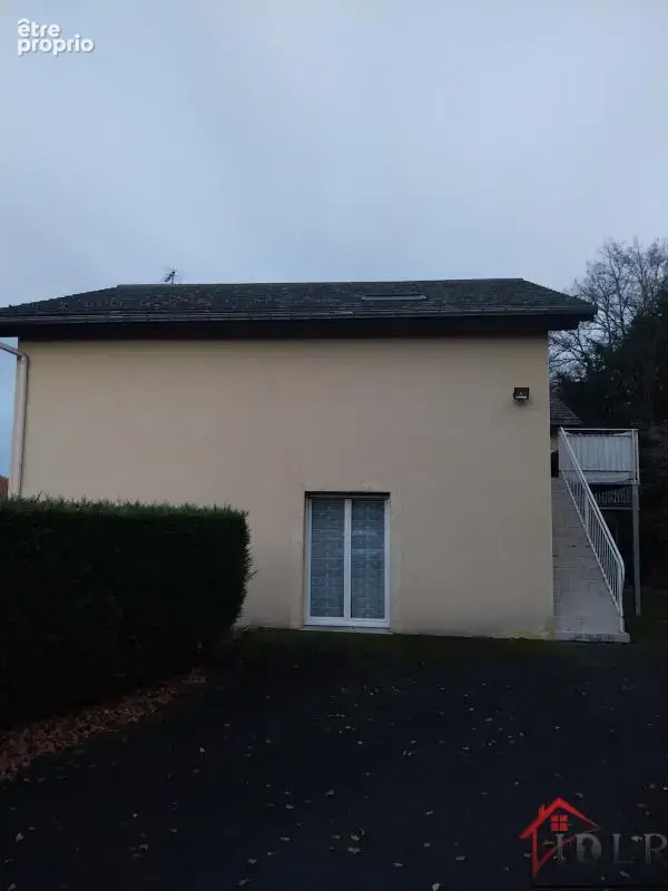 Appartement 85 m2 avec terrain privatif et garage - photo 8
