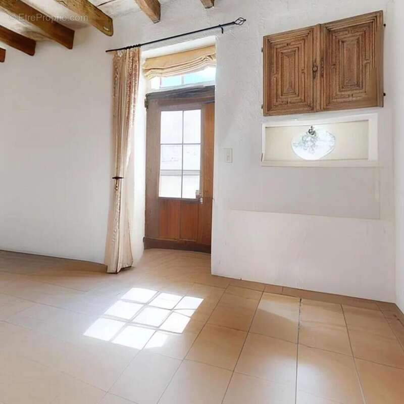 fD5XfYkFFCDLivingRoom - Maison à COUX-ET-BIGAROQUE