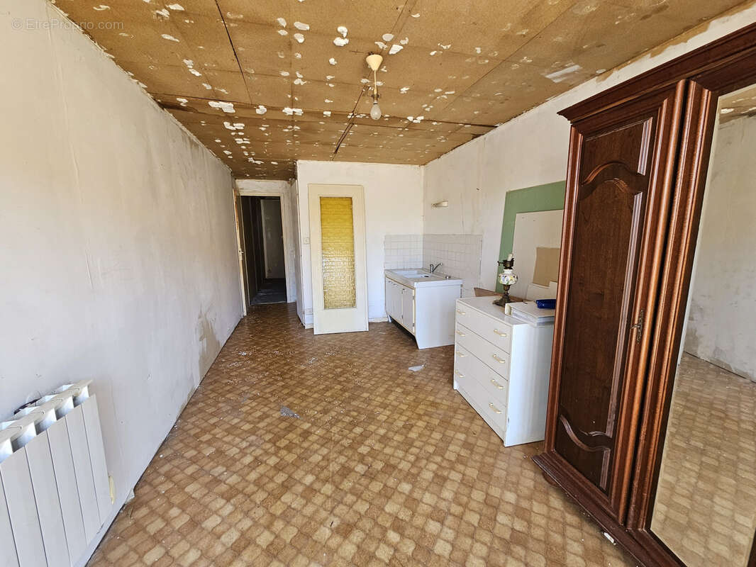 Bragny sur Saône, maison de plain pied à conforter - photo 21