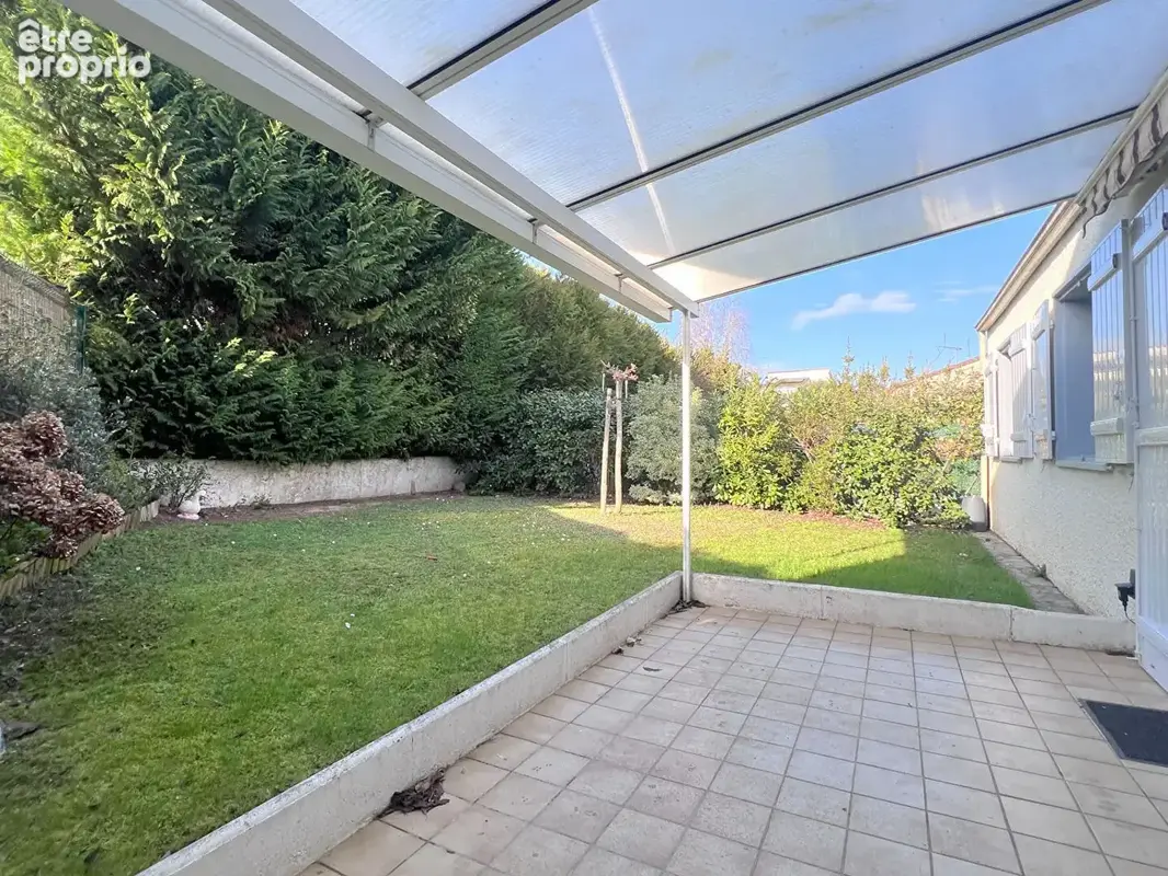 Maison de plain-pied avec garage - photo 9