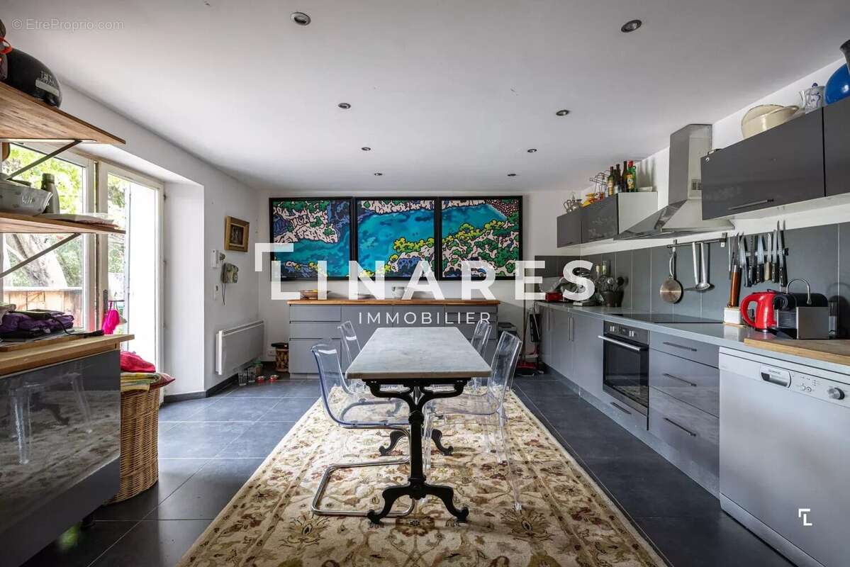 LA CASSIDAINE - Maison T4 de 130 m2  - Piscine - Jardin - 13260 Cassis - photo 7