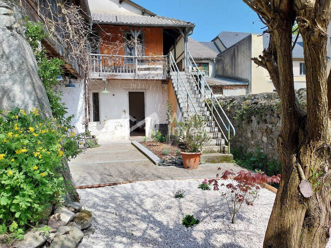 Maison à SAINT-PE-DE-BIGORRE