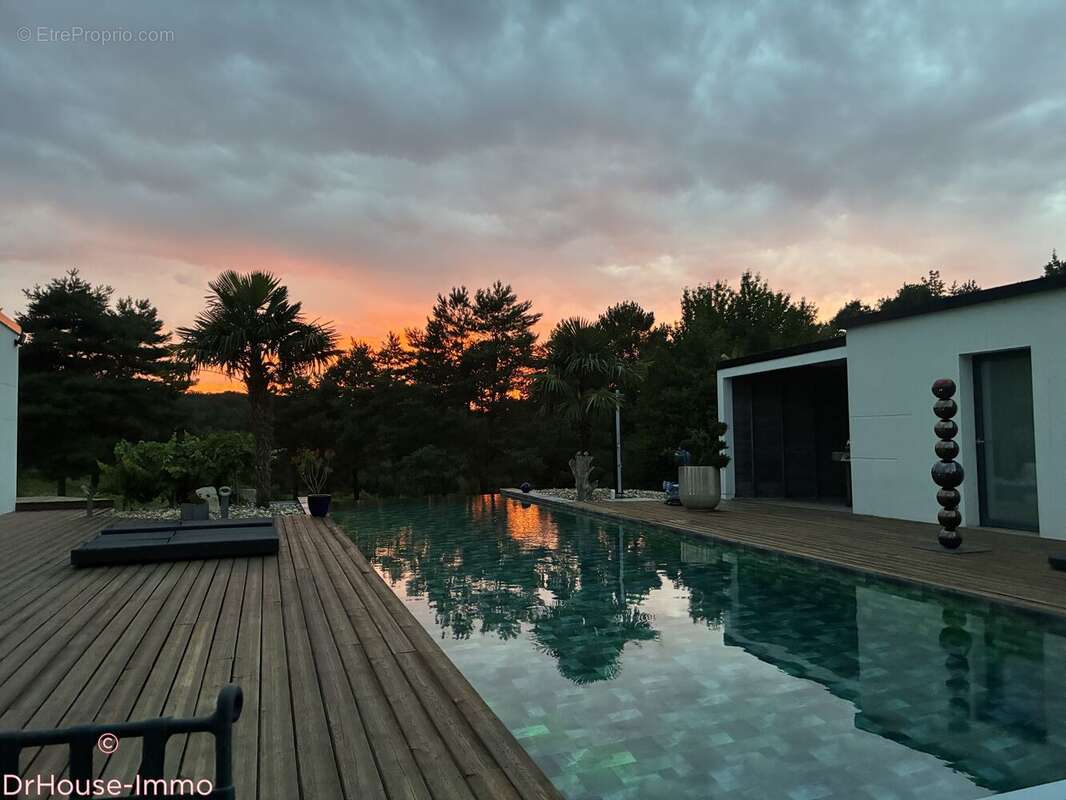 Maison 250 m² à Boulazac  - photo 25
