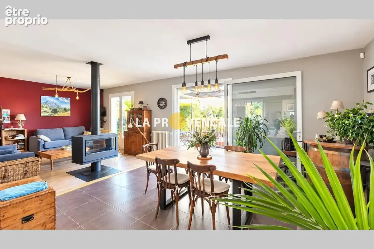 Maison 4 pièces 92 m² à vendre à Rousset (13790) - photo 2