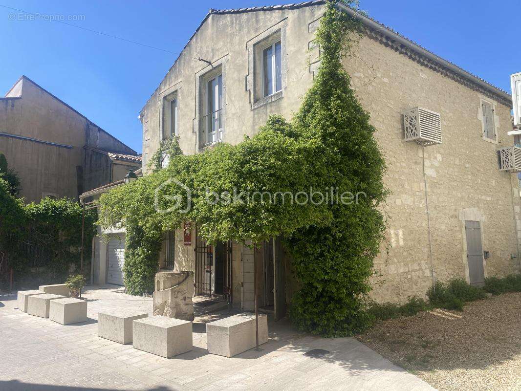 Maison de caractère située en centre-ville - photo 4