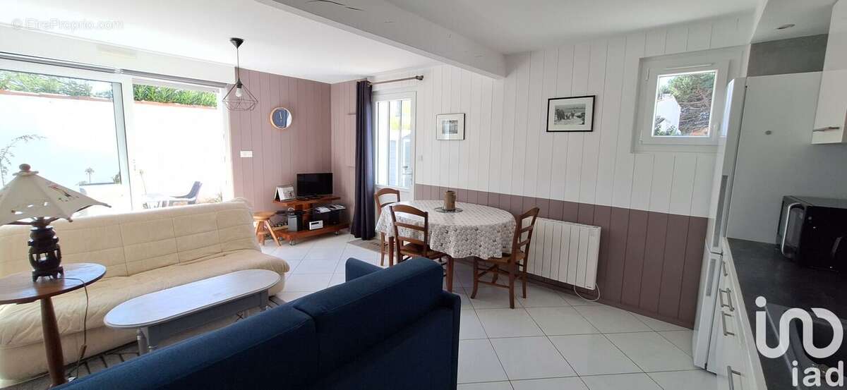 Photo 2 - Maison à LA FLOTTE