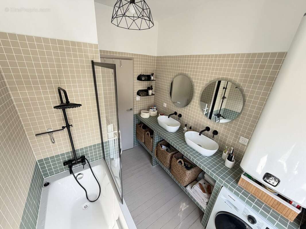 Maison à LA MADELEINE