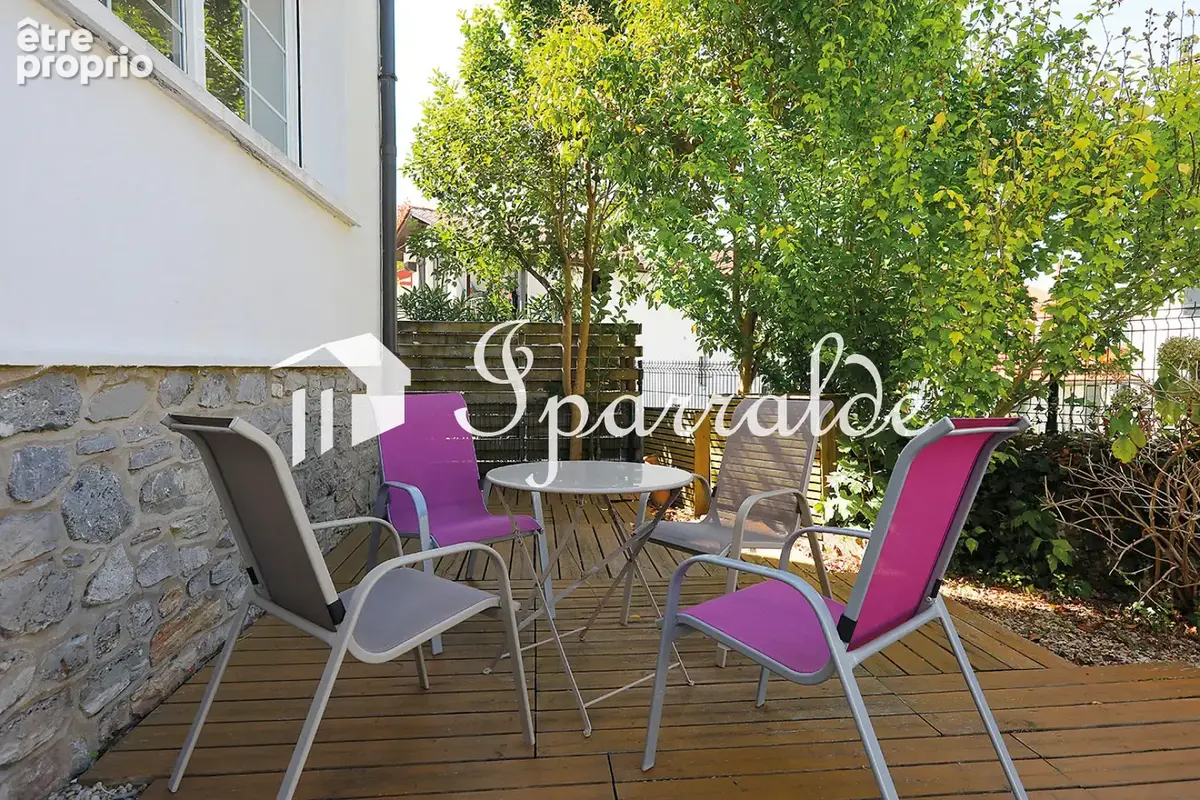 CENTRE-VILLE   T3 72 m2 avec terrasse, jardin et caves - photo 10