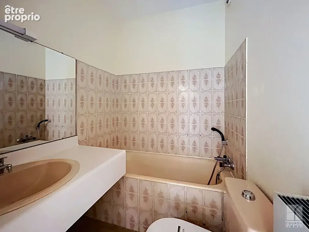 Nîmes- Jean Jaurés-  Studio 28 m² - photo 6