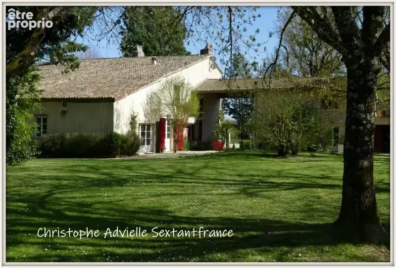 Ensemble immobilier, habitation 230 M2, 5 chambres d'hôtes, 2 gîtes, piscine sur 1 Ha - photo 3